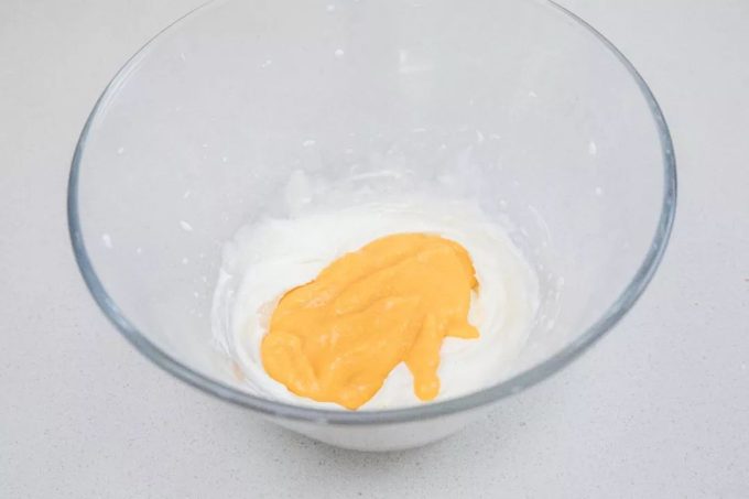 制作咸蛋黄雪糕步骤图