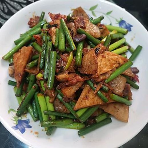 回锅肉配菜 回锅肉里面放什么配菜