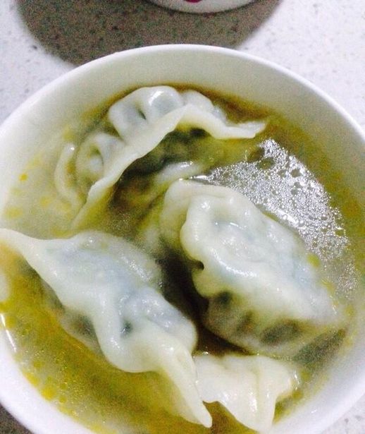 煮饺子用冷水还是热水 饺子温水和面还是冷水